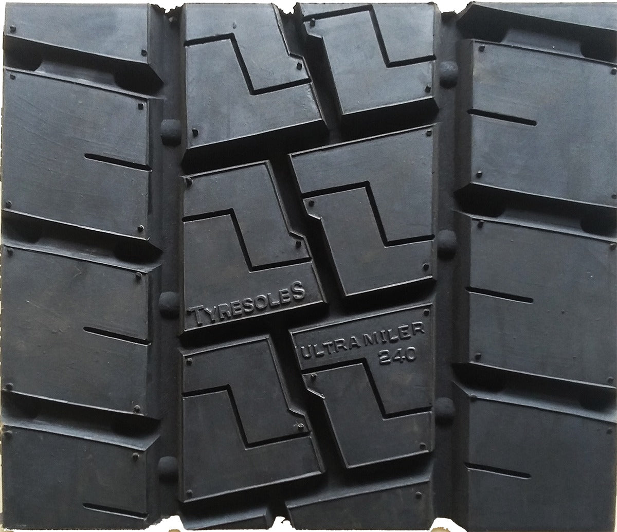 Tyresoles Ecomiles Certified Retreaded Truck Tyres 9.00R20