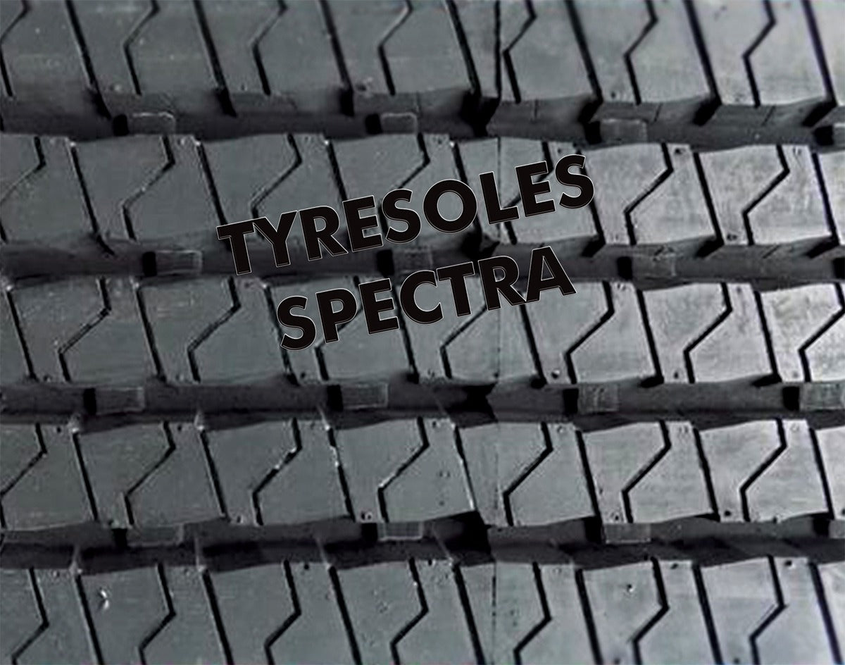 Tyresoles Ecomiles Certified Retreaded Truck Tyres 8.25R20